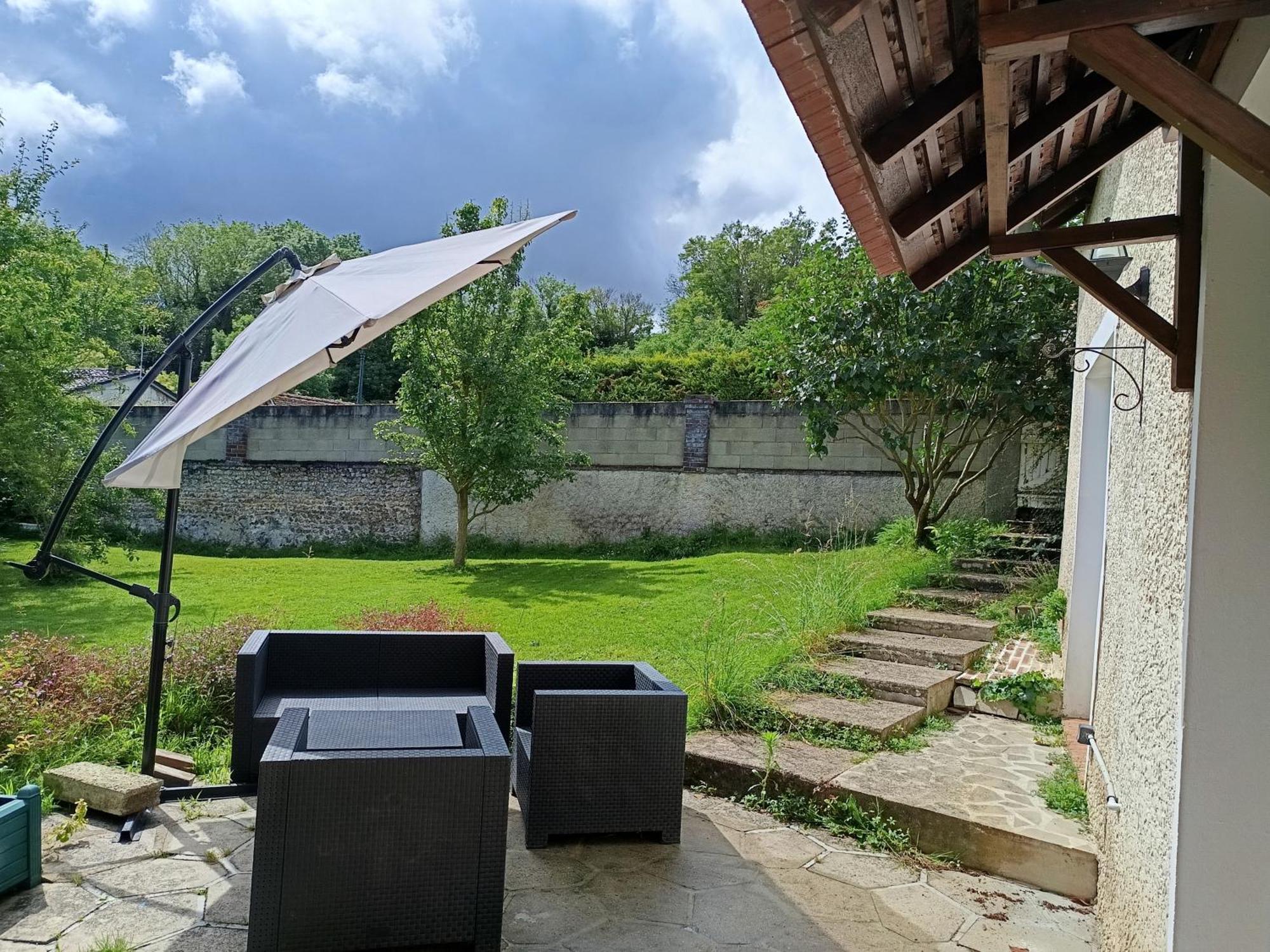 La Petite Maison Sainte-Gemme-Moronval Екстериор снимка